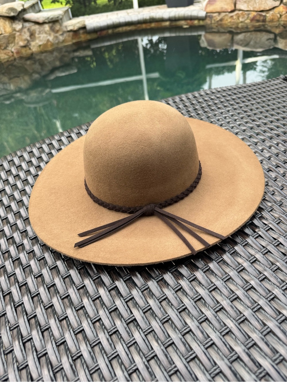 Women’s Wide Brim Felt Floppy Hat - Brown